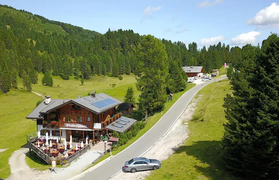 Edelweisshuette-1